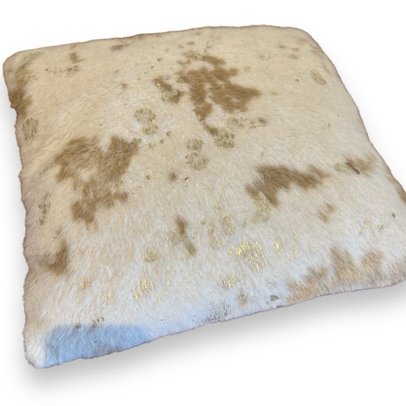Western theme accent pillow toss decor faux fur cream gold tan with insert - Picture 1 of 6